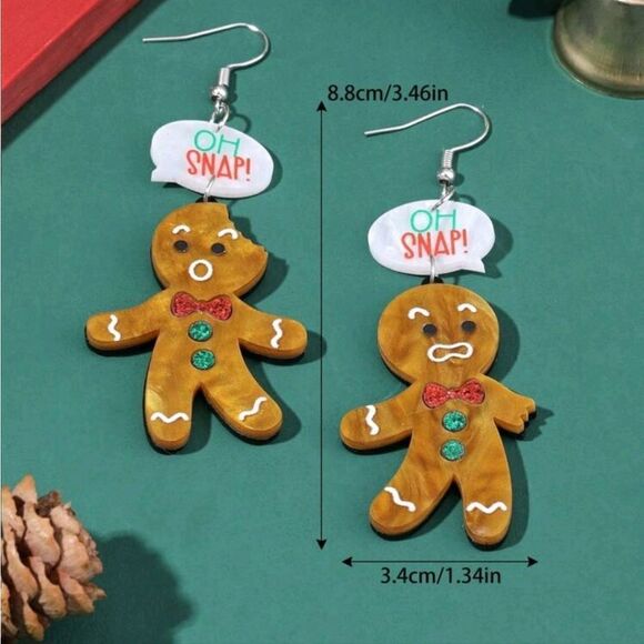 "OH SNAP" gingerbread christmas cute fun graphic earrings - Picture 3 of 6